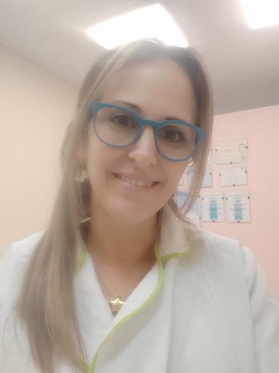 Retrato de la Dra. Silvana Brotos